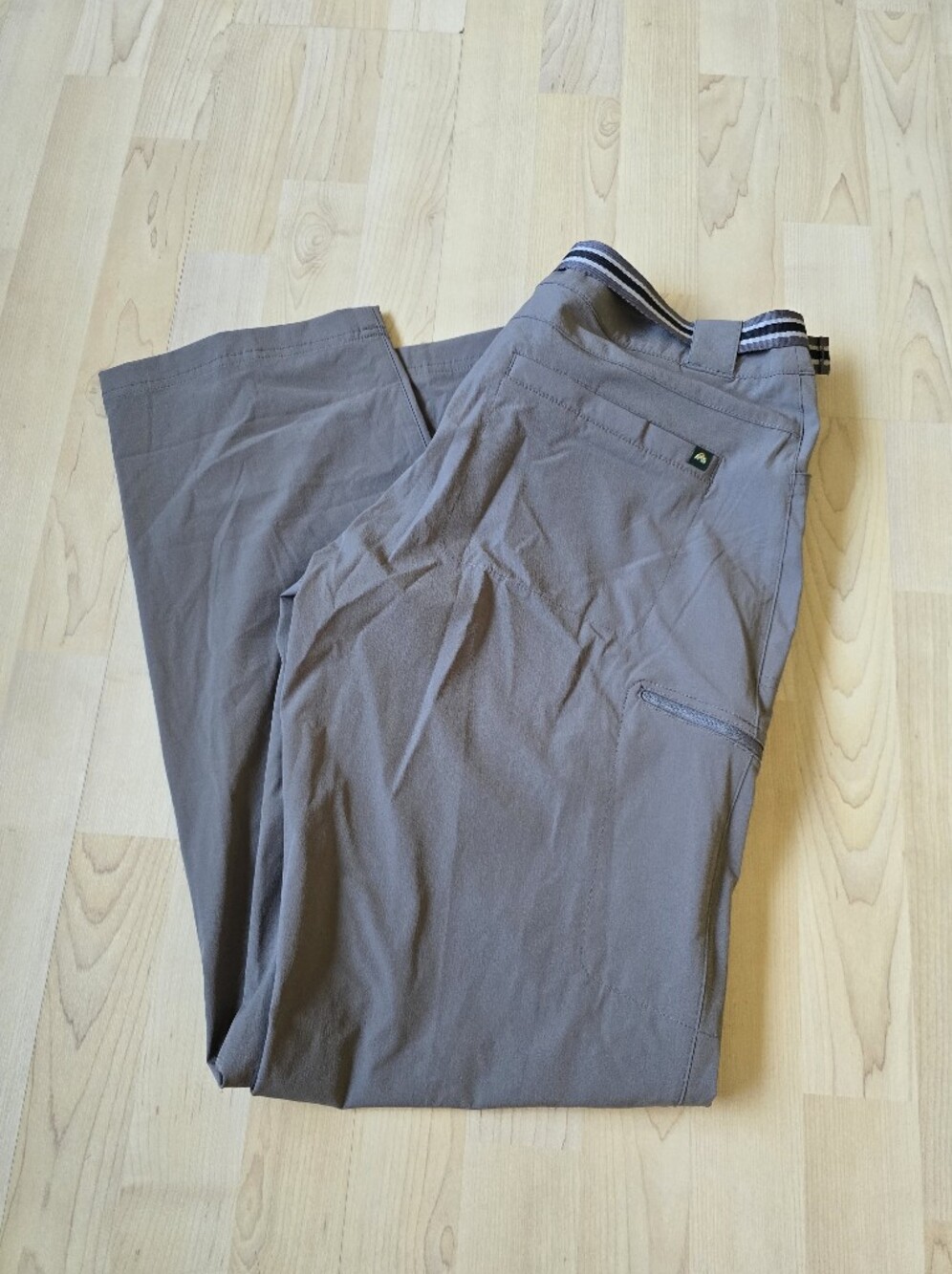 EMS Gray Belted Hiking Pants Size 8 Regular